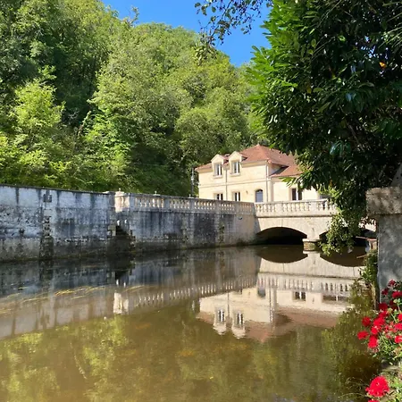 Le Moulin De Lombraud