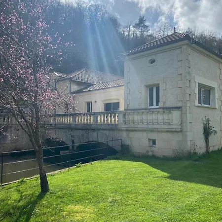 Prázdninový dům Le Moulin De Lombraud *