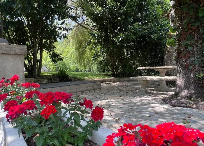 Le Moulin De Lombraud Puyjoubert